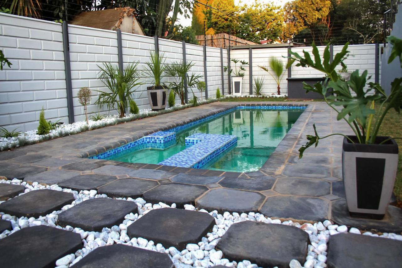 Villa La Sola B&B And Self-Catering Boksburg Bagian luar foto