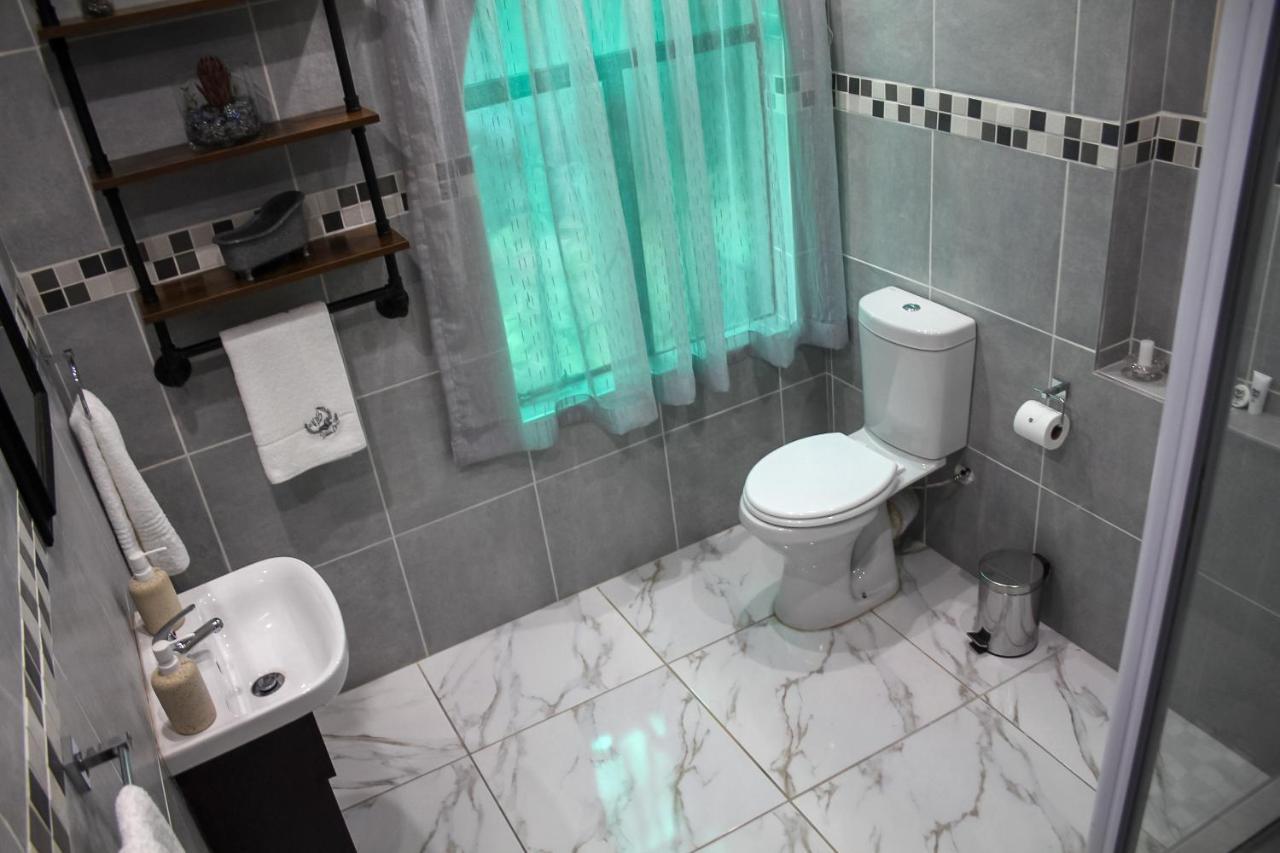Villa La Sola B&B And Self-Catering Boksburg Bagian luar foto