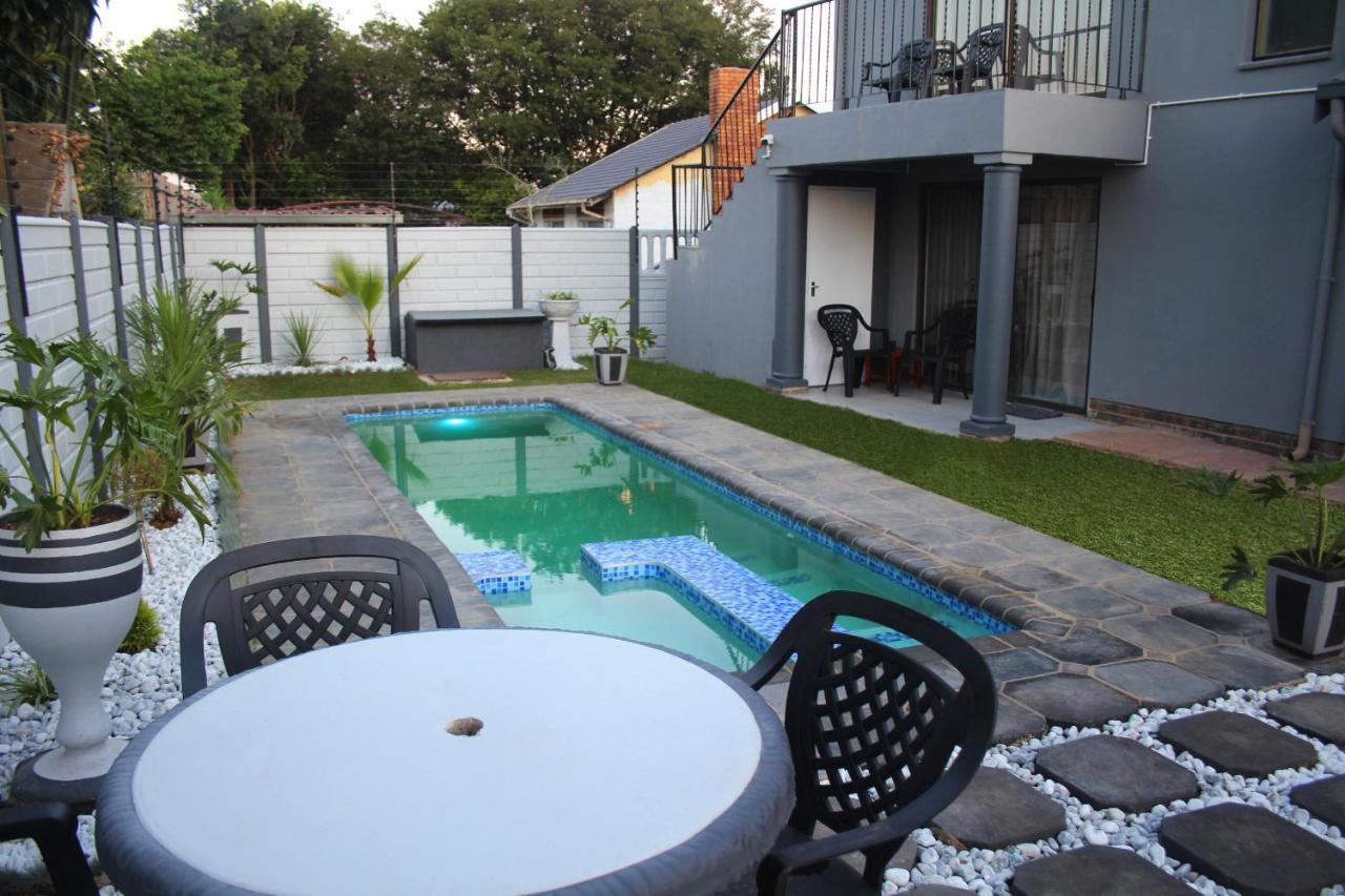 Villa La Sola B&B And Self-Catering Boksburg Bagian luar foto