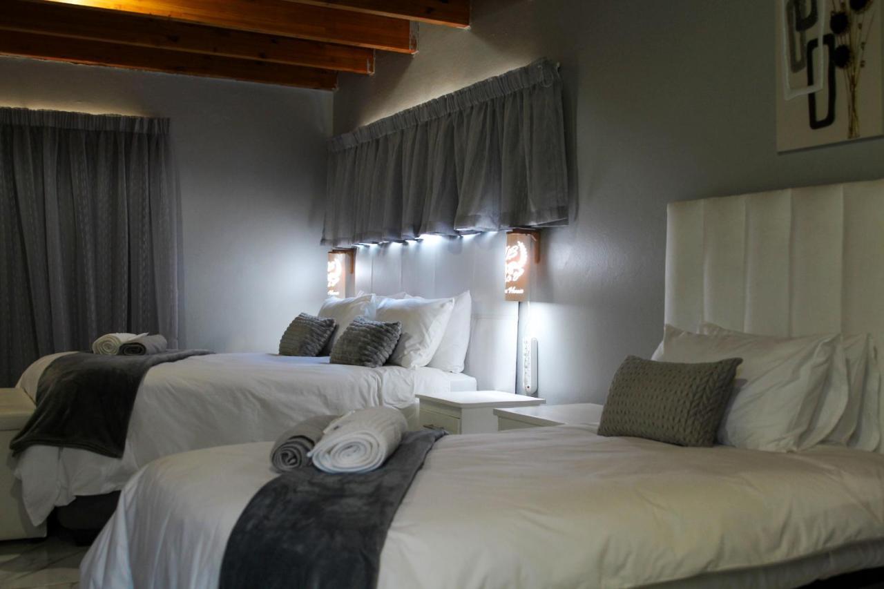 Villa La Sola B&B And Self-Catering Boksburg Bagian luar foto