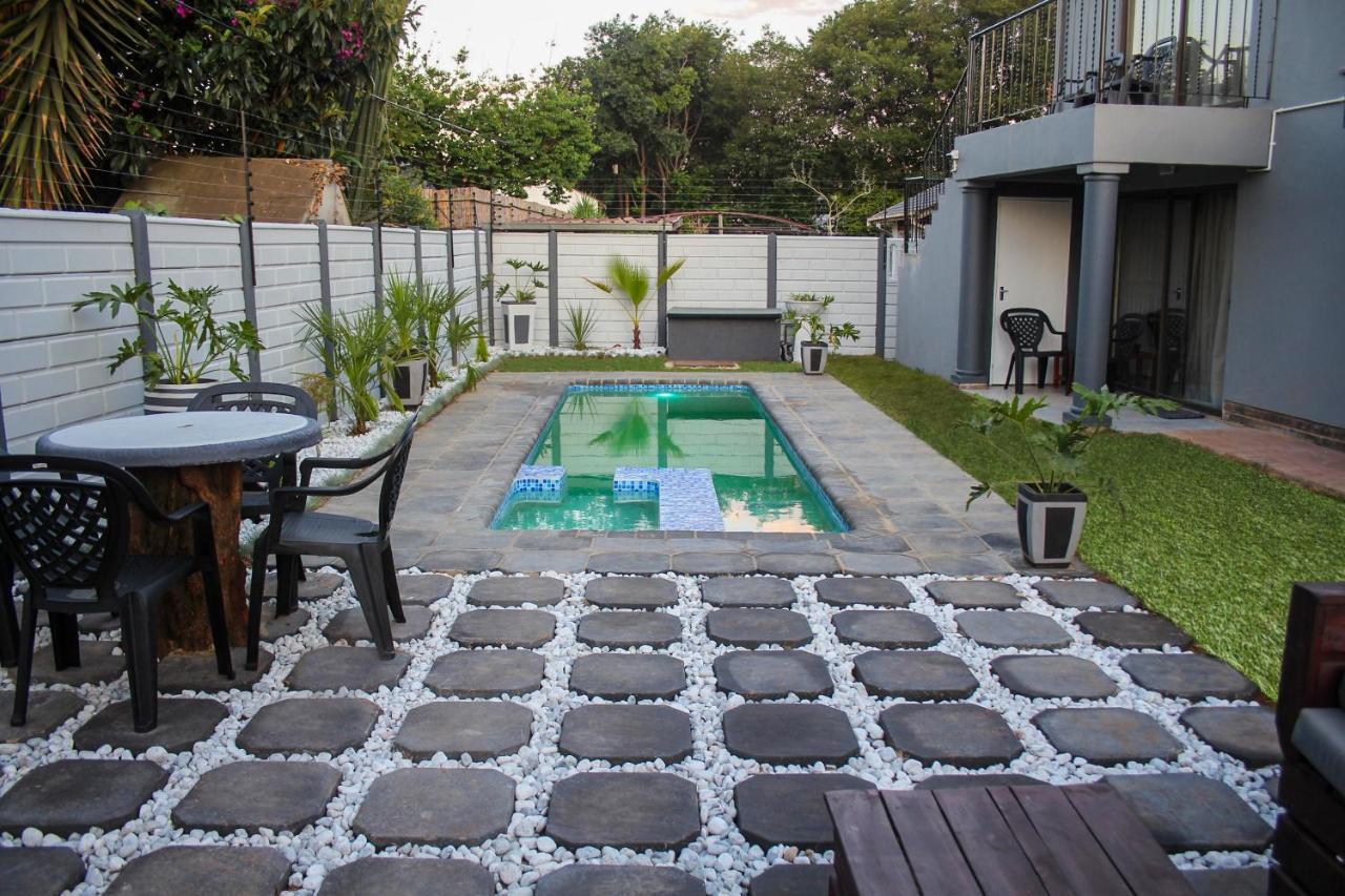 Villa La Sola B&B And Self-Catering Boksburg Bagian luar foto